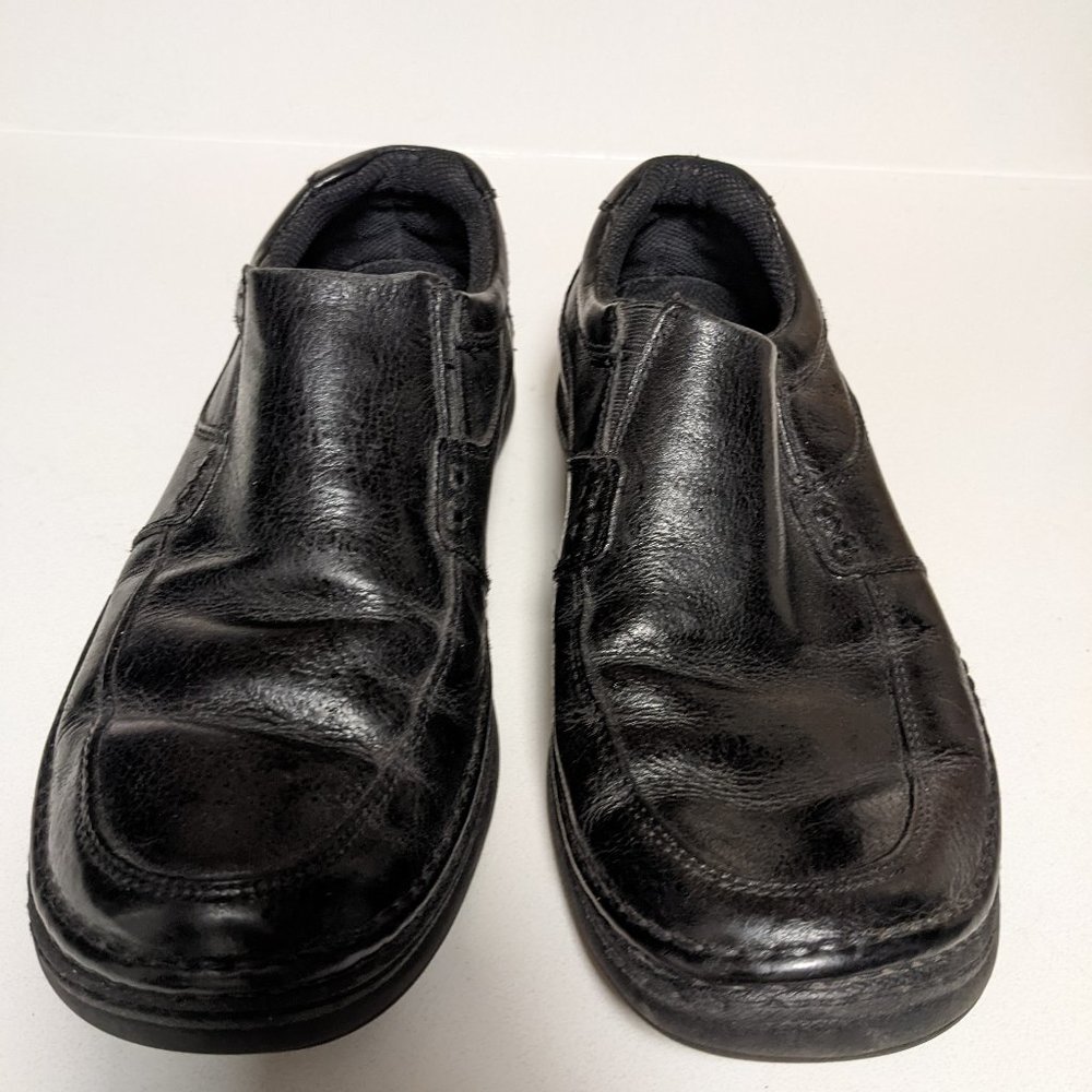 Black genuine leather Nunn Bush slip resistant and comfortable loafers, size 10M
